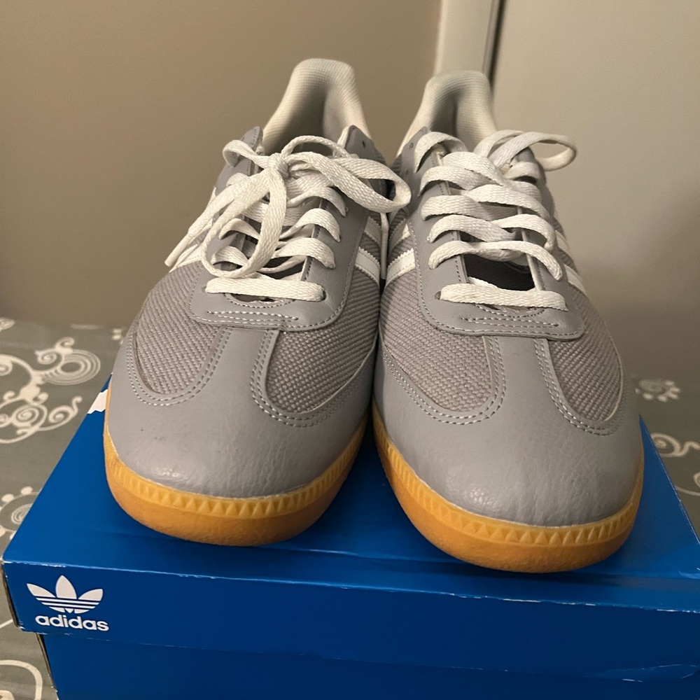 Adidas Samba size 13. Gray in color with gum sole!